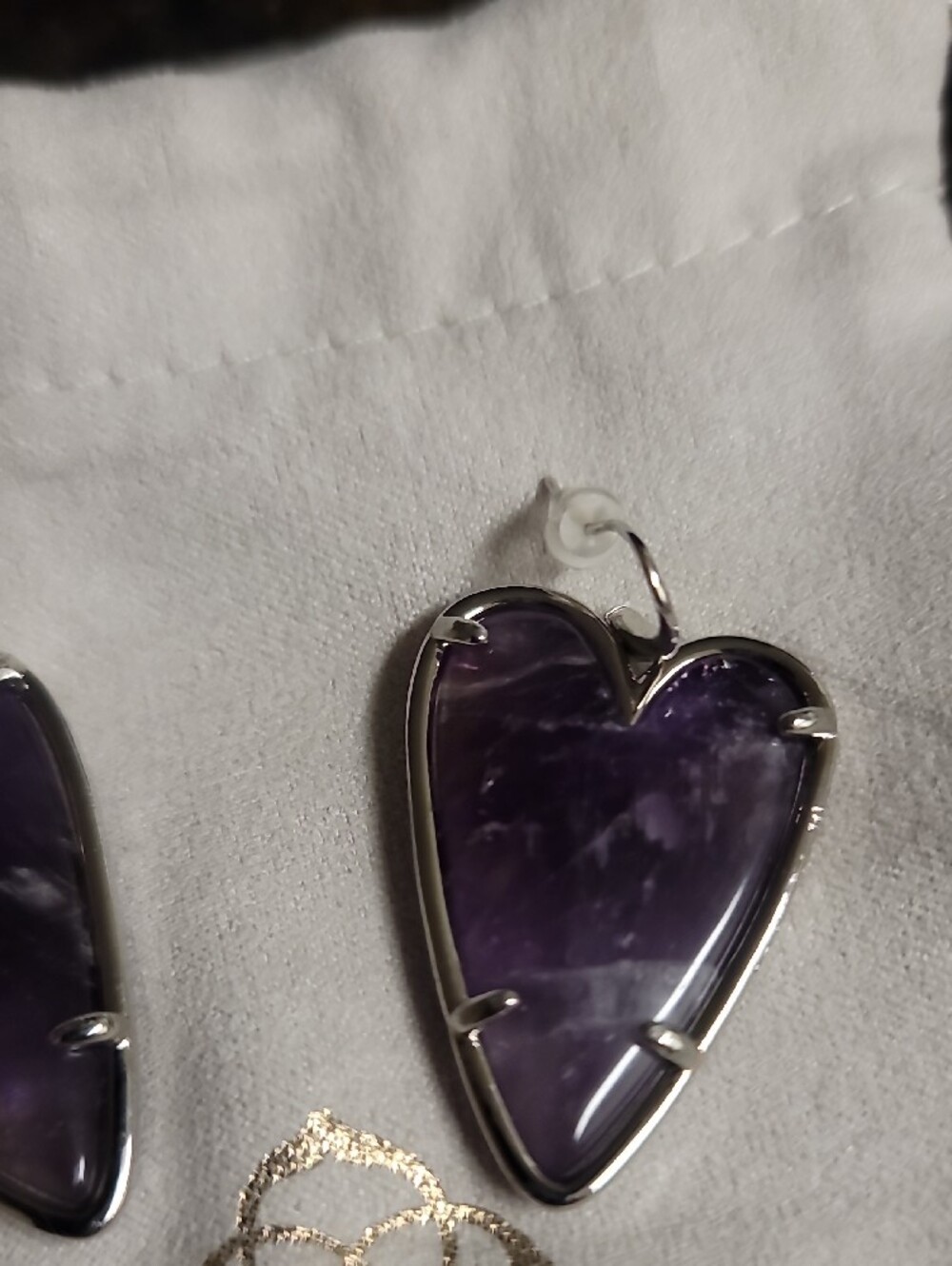 Kendra Scott Ansley Amethyst Heart Drop Earrings in Deep Purple - Picture 2 of 5